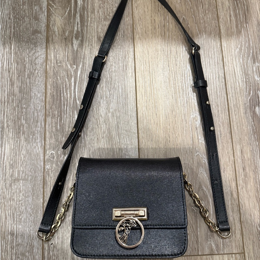 Elegant Black Crossbody Bag
